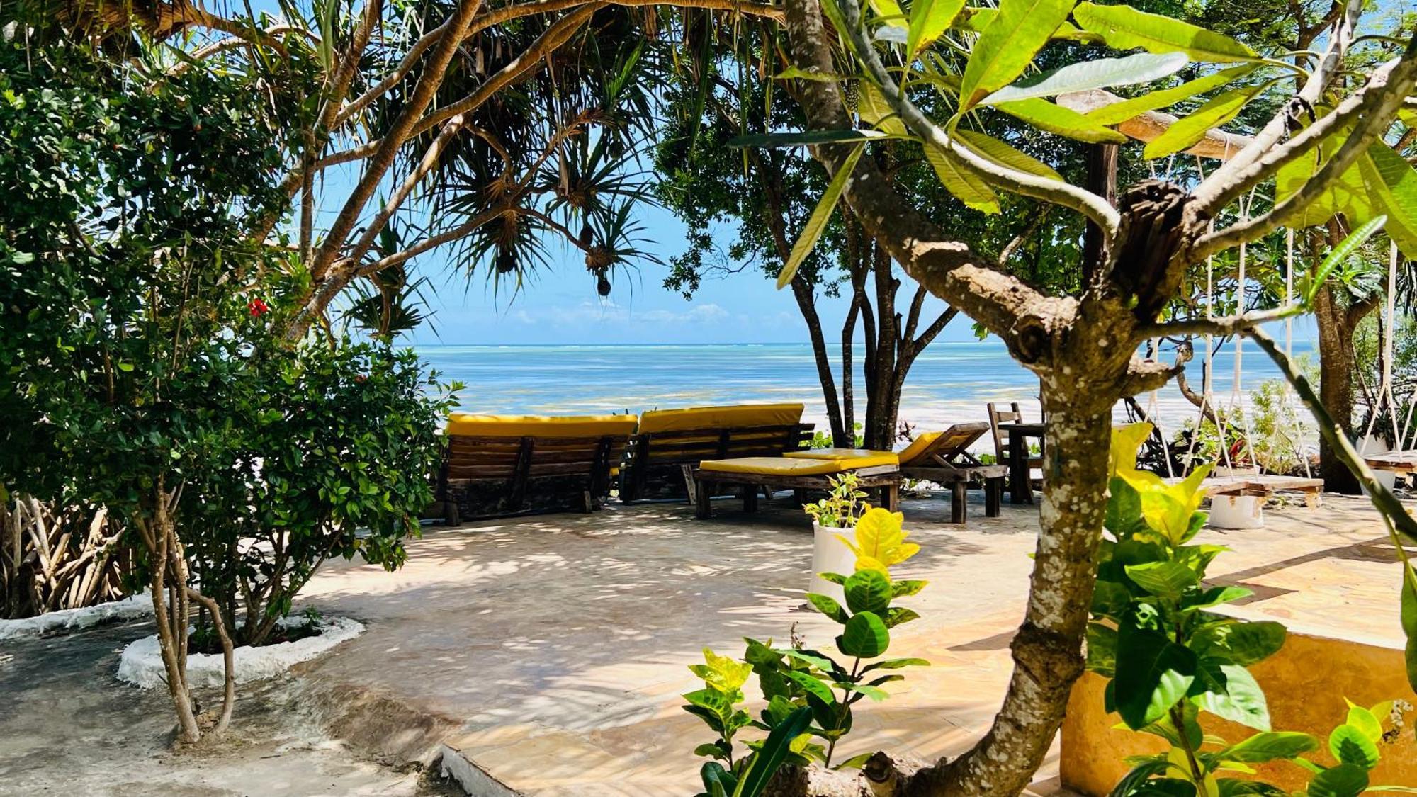 Z-Breeze Zanzibar Hotel Kiwengwa  Bagian luar foto