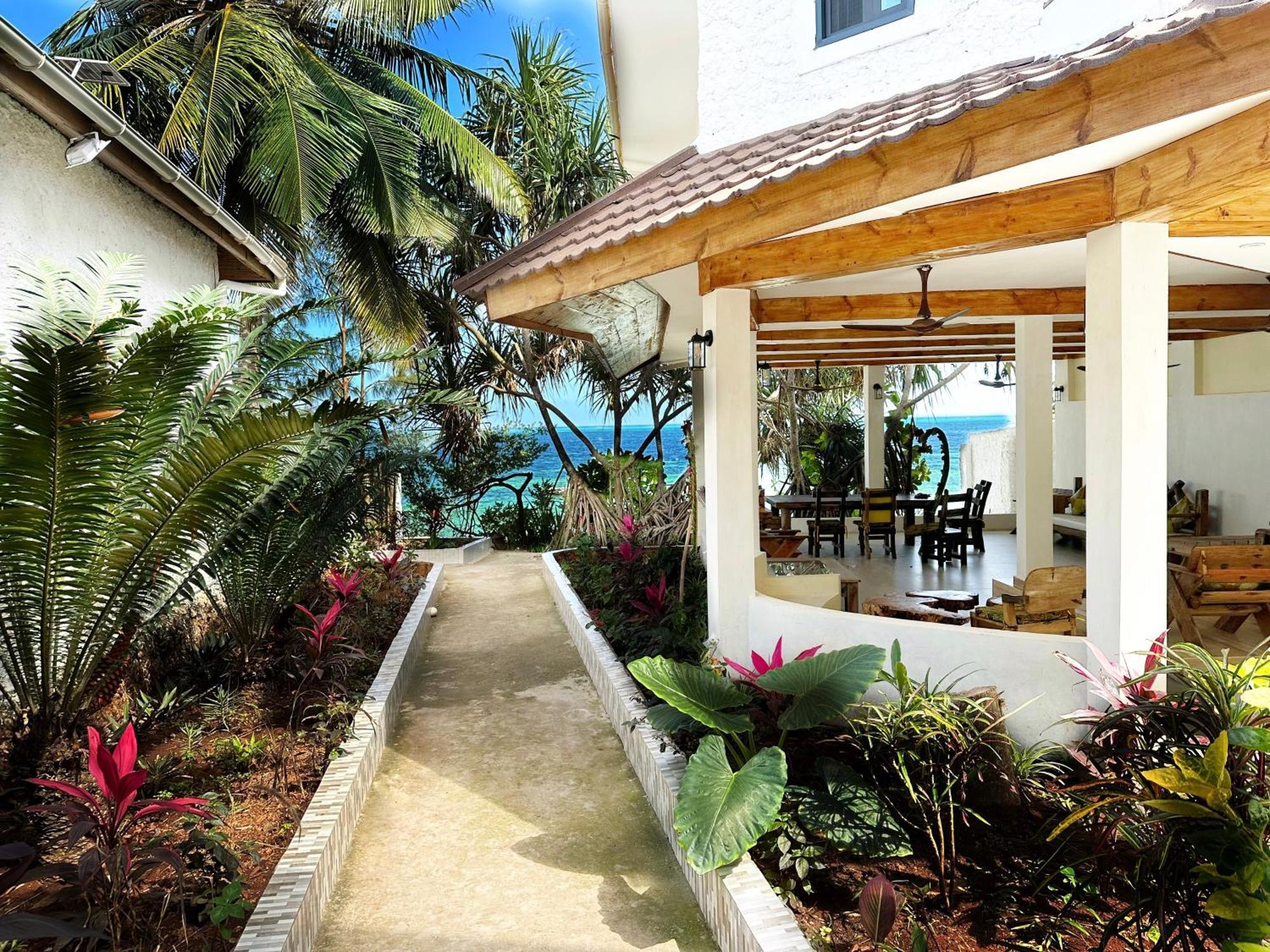 Z-Breeze Zanzibar Hotel Kiwengwa  Bagian luar foto