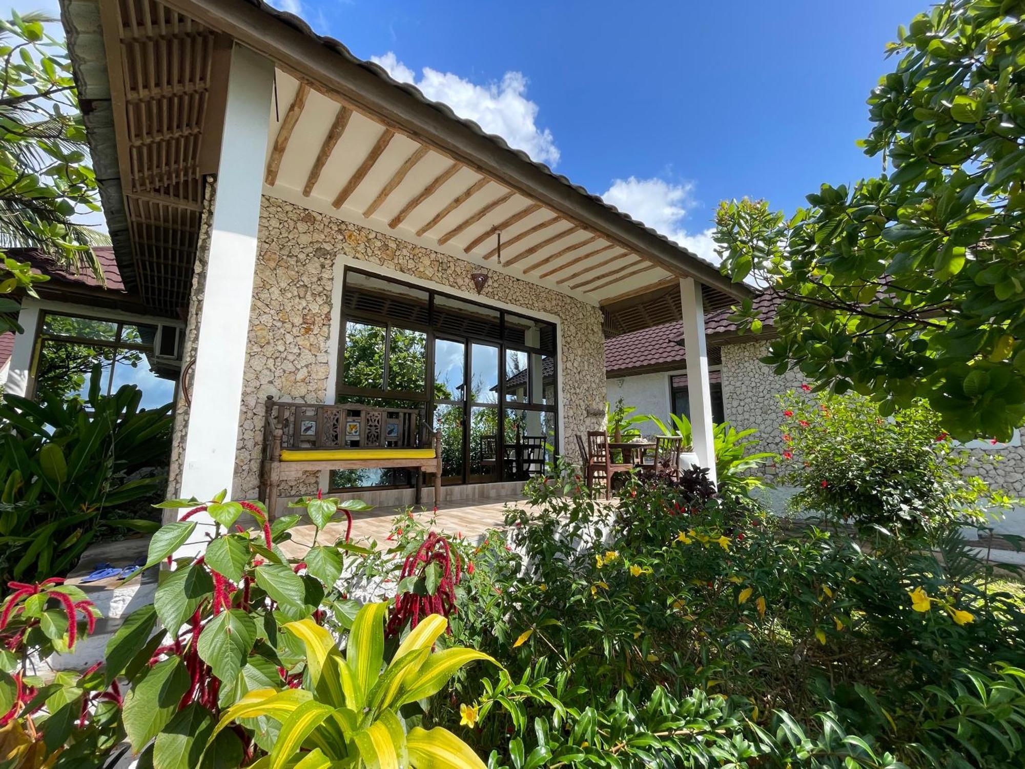Z-Breeze Zanzibar Hotel Kiwengwa  Bagian luar foto