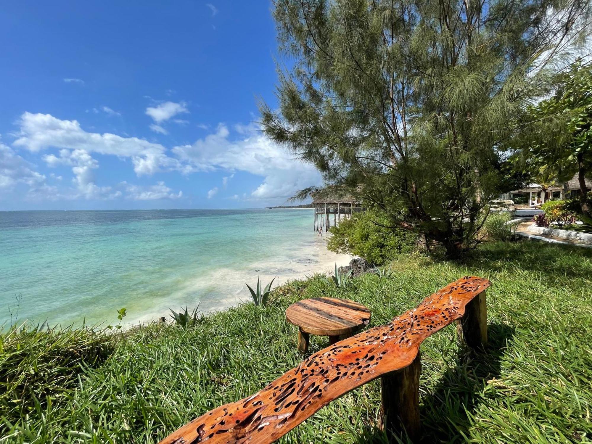 Z-Breeze Zanzibar Hotel Kiwengwa  Bagian luar foto